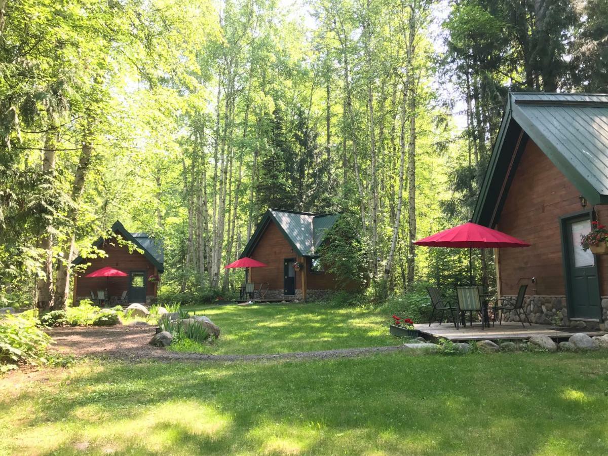 Across The Creek Cabins Clearwater Exterior photo